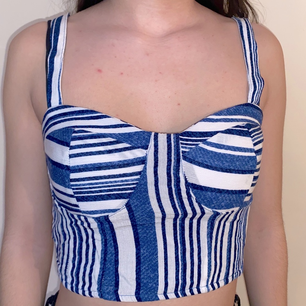 Blue & White Striped Tank || xs